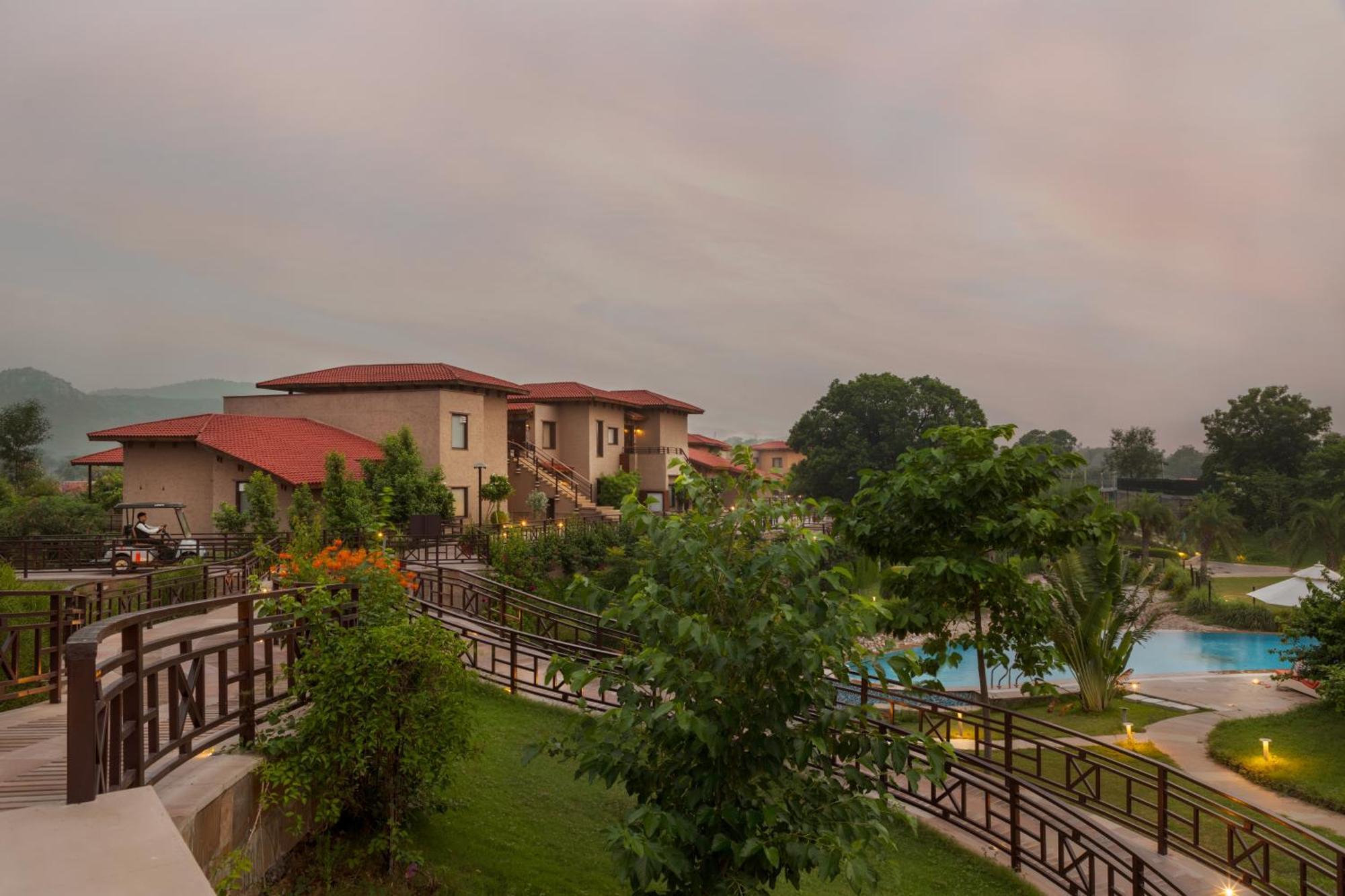 Aamaghati Wildlife Resort, Ranthambore Sawai Madhopur Exterior photo